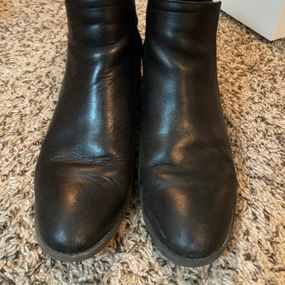 Steve Madden Dicey Ankle Bootie